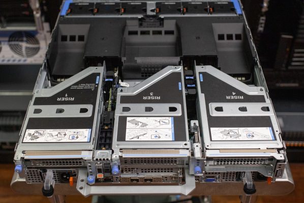 StorageReview Dell PowerEdge R7625 04 598x400 - Review Dell PowerEdge R7625 và kết quả benchmark
